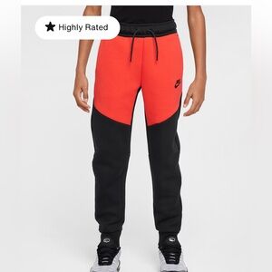 Nike Big Kids Tech Fleece Joggers size S (8-9)